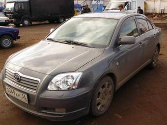 2004 Toyota Avensis Pictures