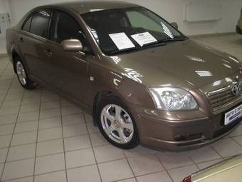 2004 Toyota Avensis Pictures