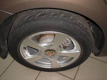 2004 Toyota Avensis Pictures