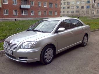 2004 Toyota Avensis Pictures