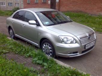2004 Toyota Avensis Pics