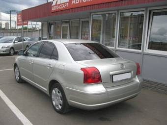 2004 Toyota Avensis Pics