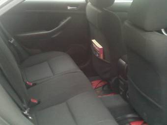 2004 Toyota Avensis Photos