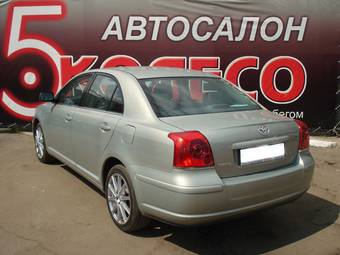2004 Toyota Avensis Photos