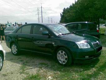 2004 Toyota Avensis Pictures