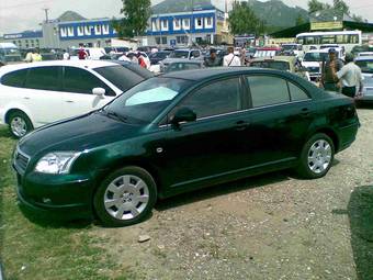 2004 Toyota Avensis Photos