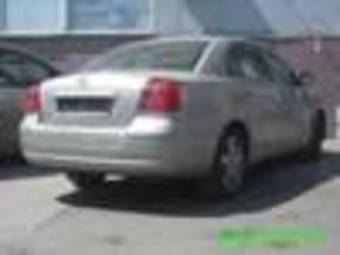 2004 Toyota Avensis Photos