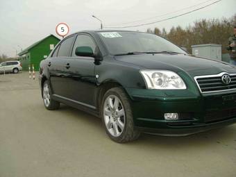 2004 Toyota Avensis Photos