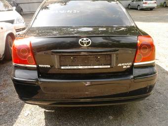 2004 Toyota Avensis Pictures