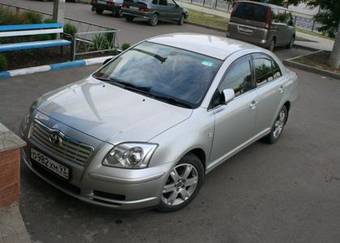 2004 Toyota Avensis Photos