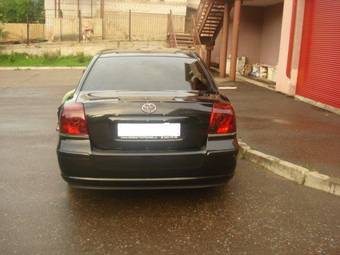 2004 Toyota Avensis Photos