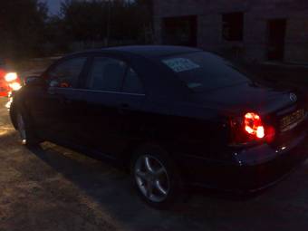2004 Toyota Avensis Pictures