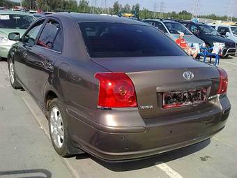 2004 Toyota Avensis Photos
