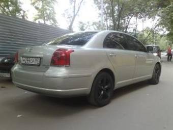 2004 Toyota Avensis Photos