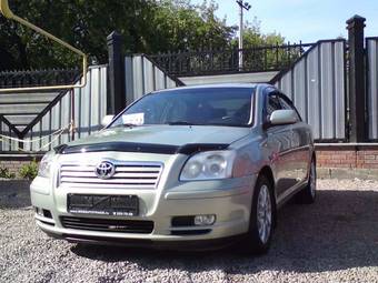2004 Toyota Avensis Photos