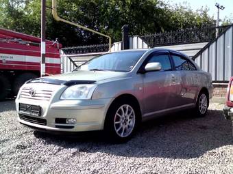 2004 Toyota Avensis Photos