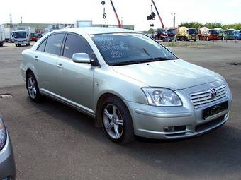 2004 Toyota Avensis Photos