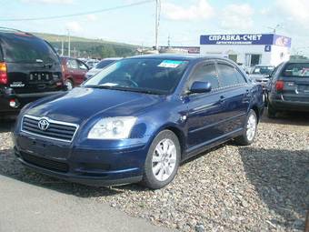 2004 Toyota Avensis Pictures