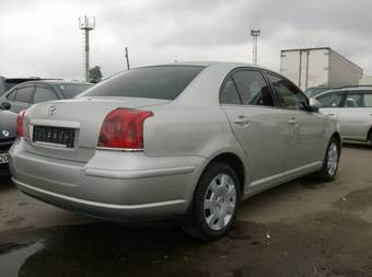 2004 Toyota Avensis Pictures