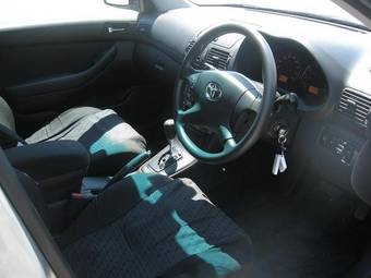 2004 Toyota Avensis Wallpapers