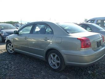 2004 Toyota Avensis Pictures