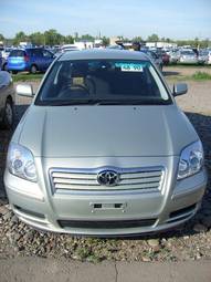 2004 Toyota Avensis Photos