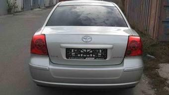 2004 Toyota Avensis Photos