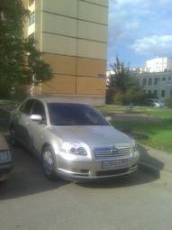 2004 Toyota Avensis Photos