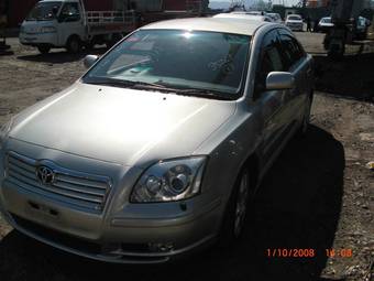 2004 Toyota Avensis Pictures