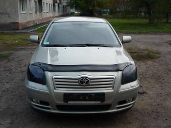 2004 Toyota Avensis Pics