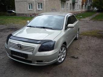 2004 Toyota Avensis Photos