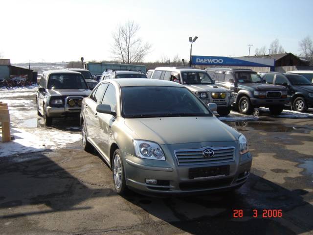 2005 Toyota Avensis