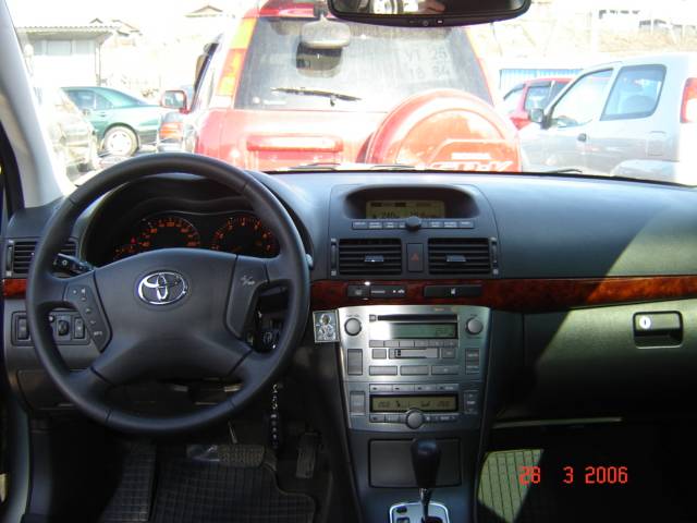 2005 Toyota Avensis