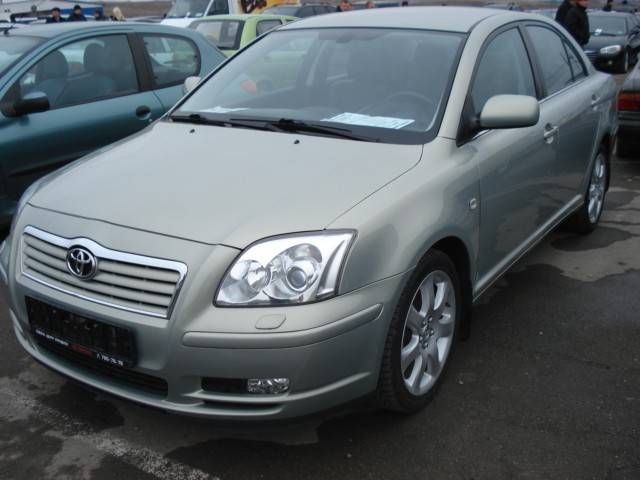 2005 Toyota Avensis