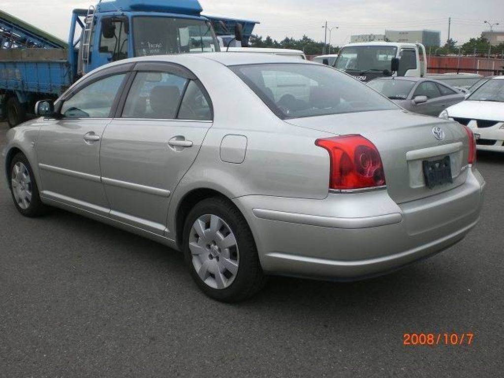 2005 Toyota Avensis