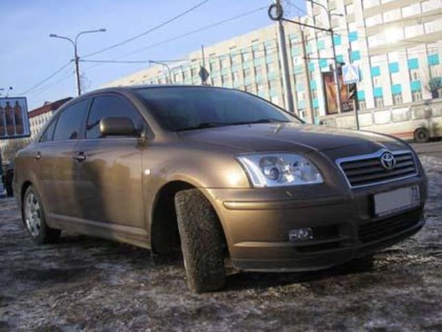 2005 Toyota Avensis