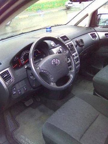 2005 Toyota Avensis