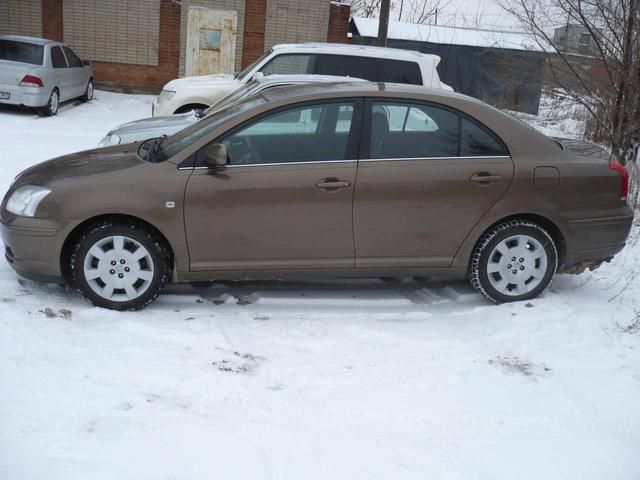 2005 Toyota Avensis