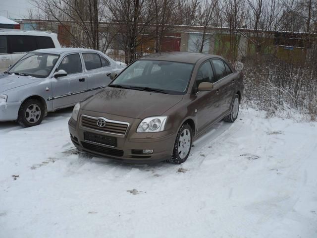 2005 Toyota Avensis