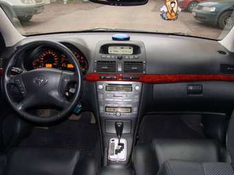 2005 Toyota Avensis Wallpapers