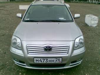 2005 Toyota Avensis Photos