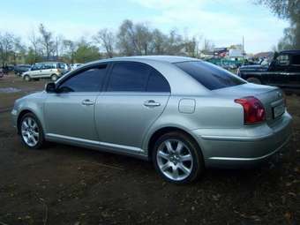 2005 Toyota Avensis Images