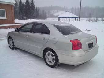 2005 Toyota Avensis Photos