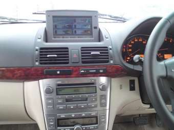 2005 Toyota Avensis Pictures