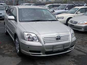 2005 Toyota Avensis Pictures