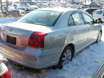 2005 Toyota Avensis Pictures