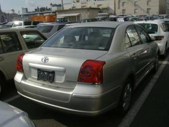 2005 Toyota Avensis Pictures