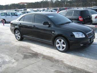 2005 Toyota Avensis Photos