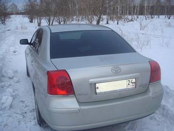 2005 Toyota Avensis Photos