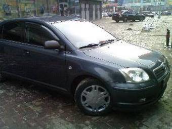 2005 Toyota Avensis Pictures